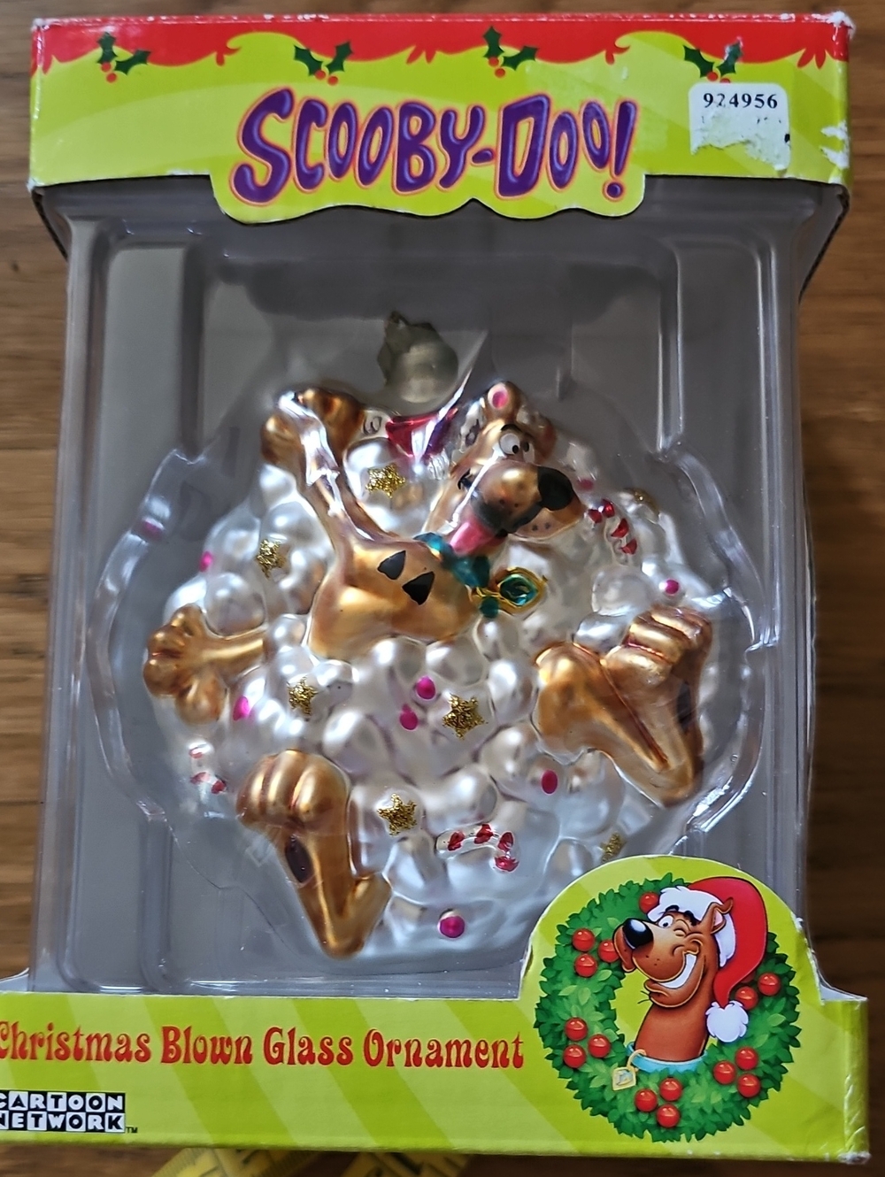 Warner Bros Scooby-Doo Snowball Blown Glass Christmas Ornanent 4.5" Tall